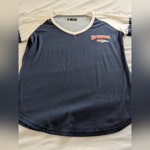 NFL Team Apparel Denver Broncos Shirt - Picture 5 of 7